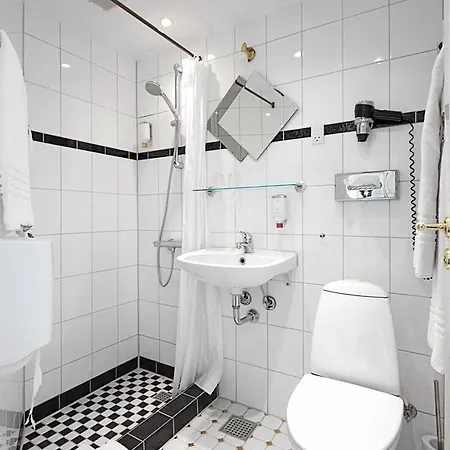 Inn Fjordkroen Tappernoje