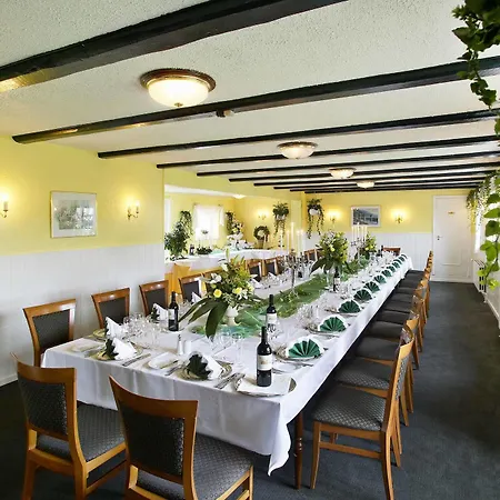 Inn Fjordkroen 4*