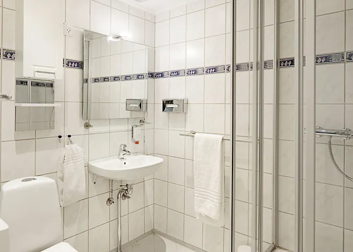 Inn Fjordkroen Tappernoje